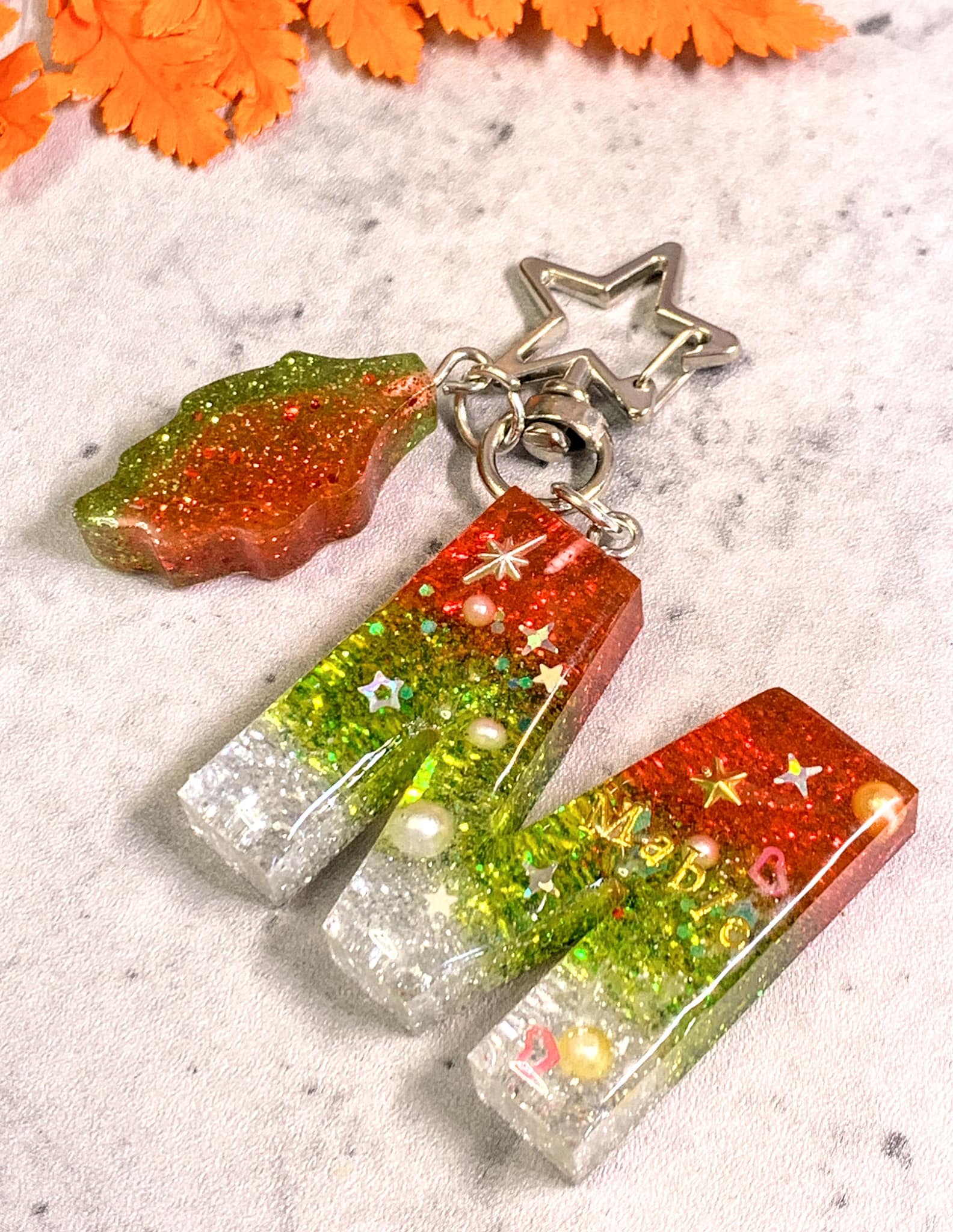 永生花字母滴膠匙扣 - 聖誕閃粉系列 縮圖 3